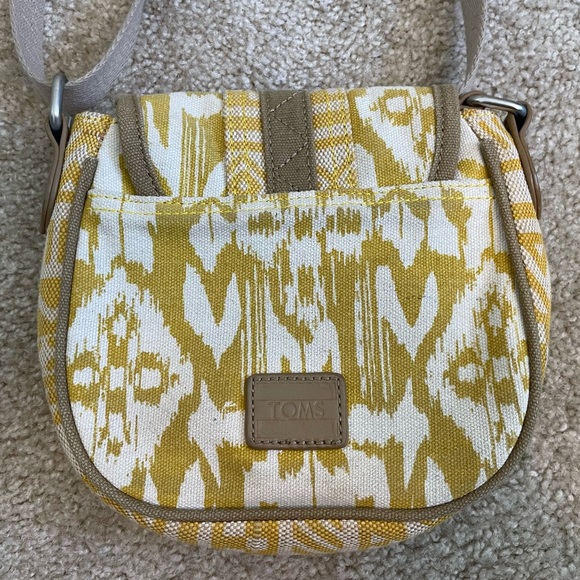 Toms Crossbody Canvas Bag - Picture 4 of 8